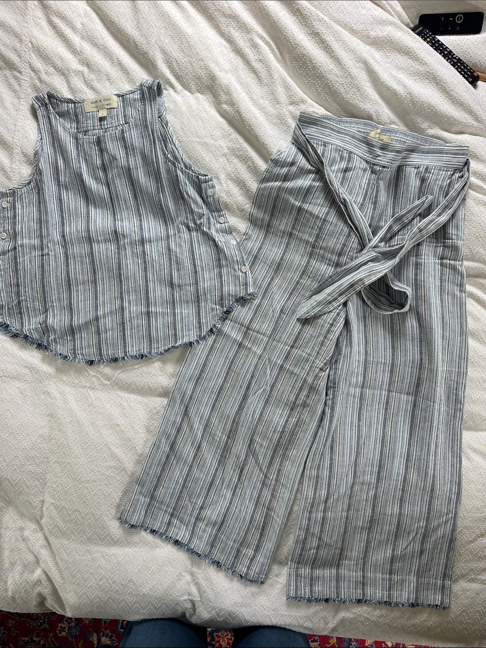cloth & stone Blue & White Striped Lightweight Top and wide leg cropped pants